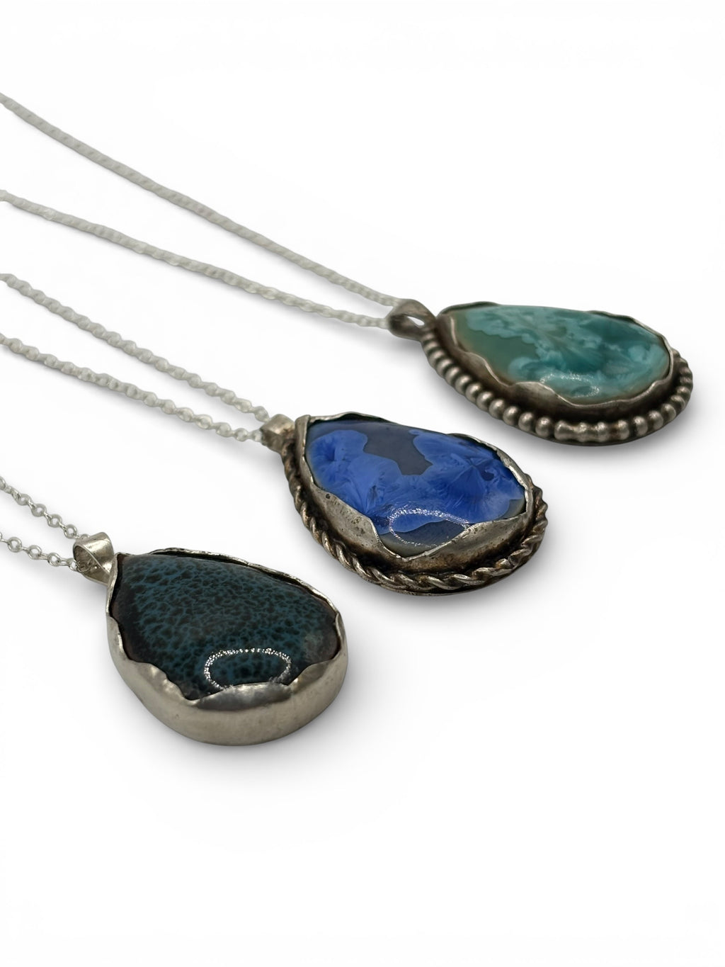 Drift Edge Pendant