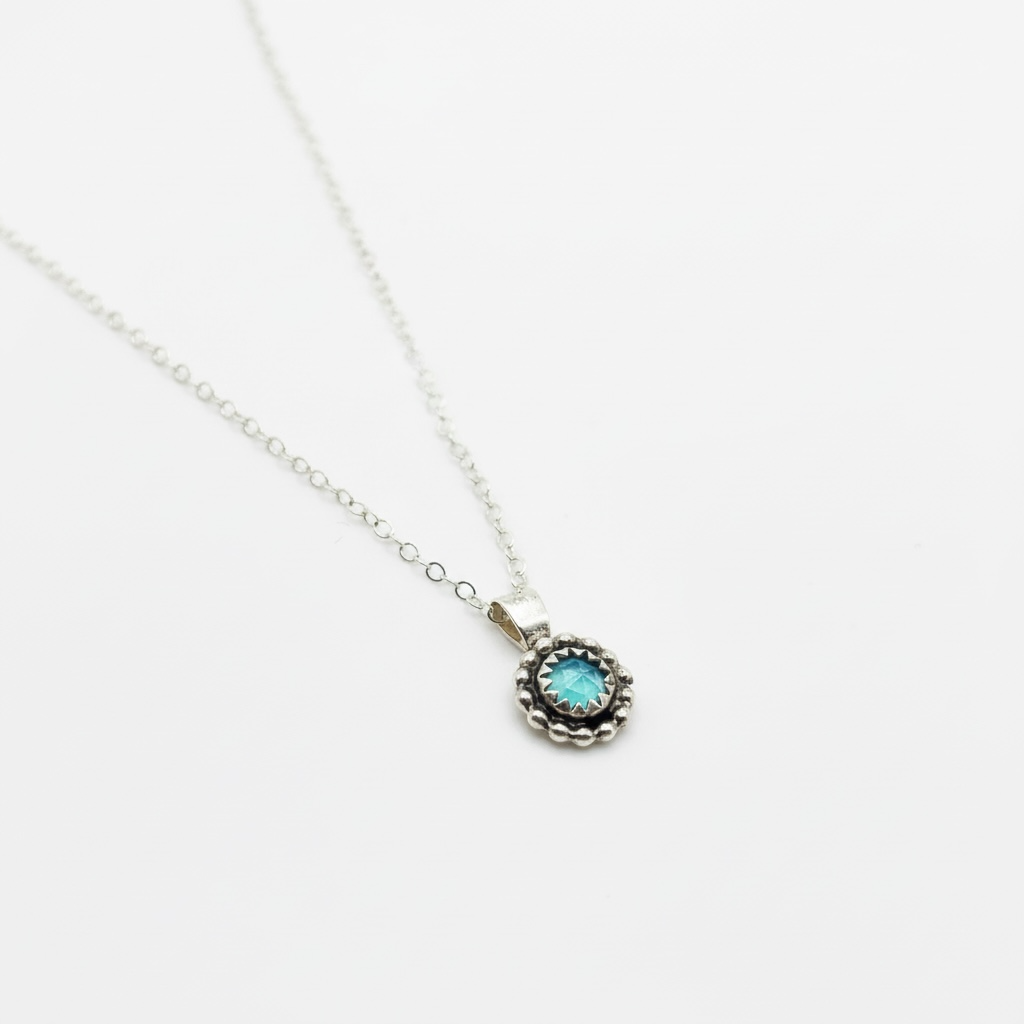 Marsh Gem Halo Pendant - Blue Chalcedony