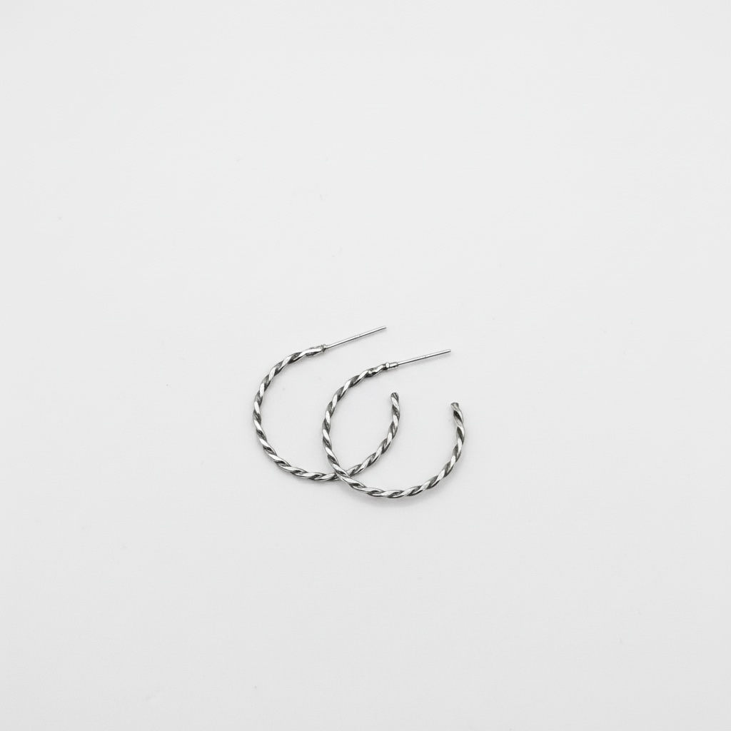 Tidal Twist Hoops